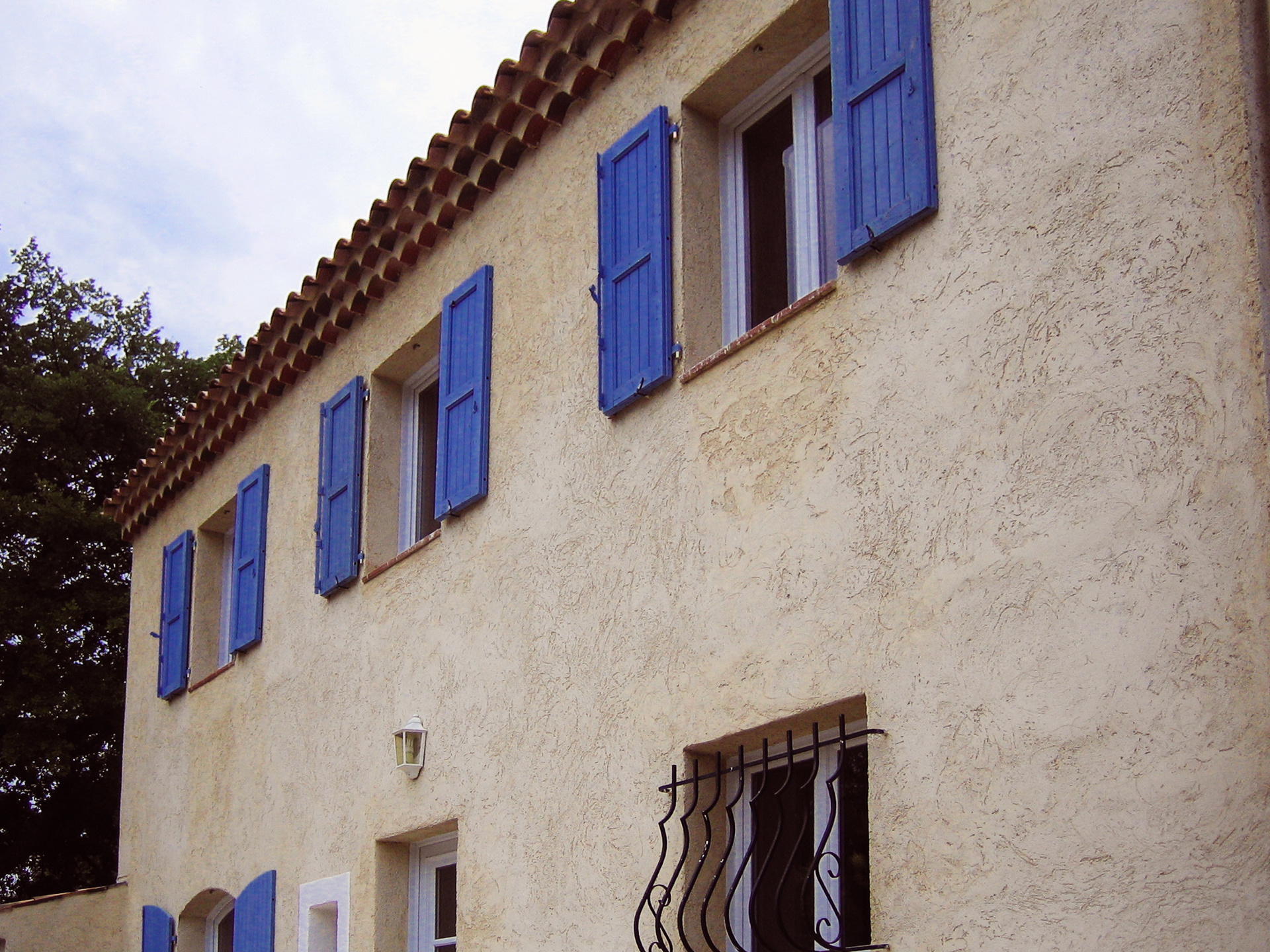 Maison à louer à Aix en provence, 95,01 m², 4 pièces – photo 1 sur 11